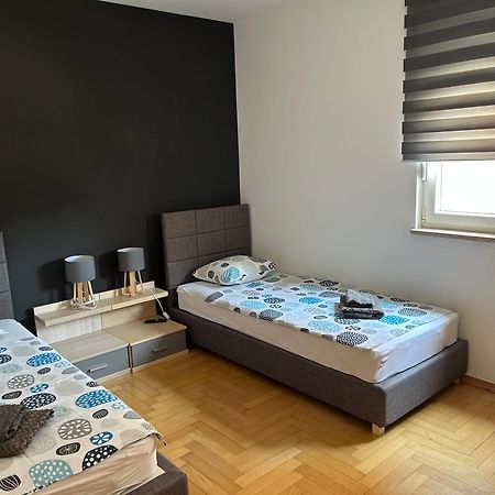 Apartment Lungomare 普拉 外观 照片